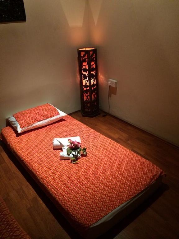 City Center Hotel Al-Manamah Bagian luar foto
